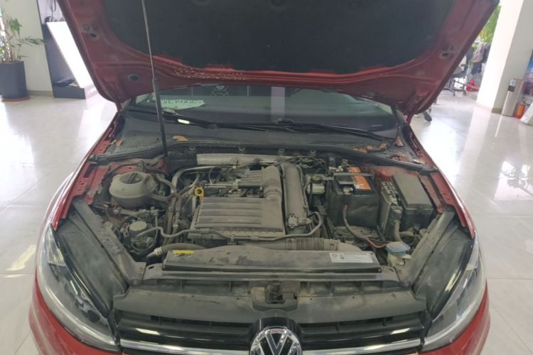 Volkswagen Golf 2020 car image #20