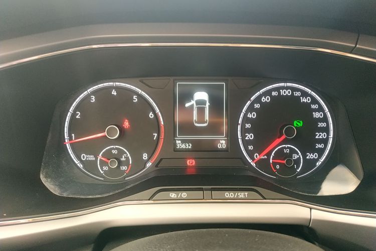 Volkswagen T-Cross 2020 car image #12