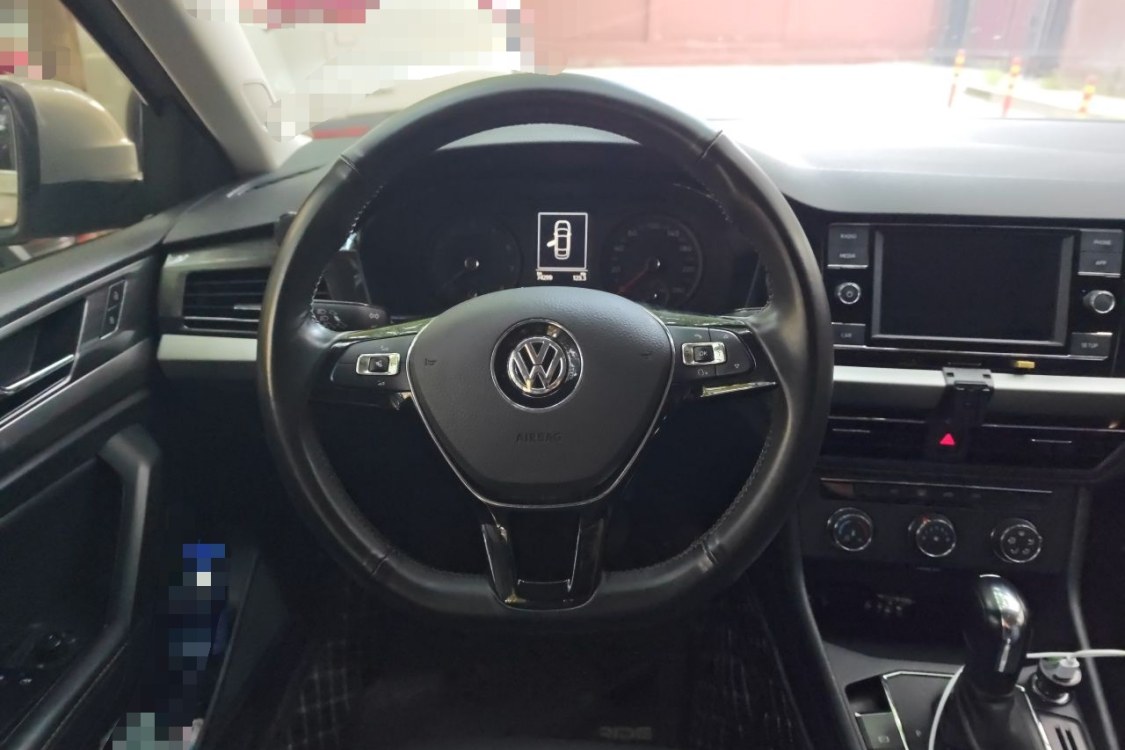 Volkswagen Lavida 2019 car image #22
