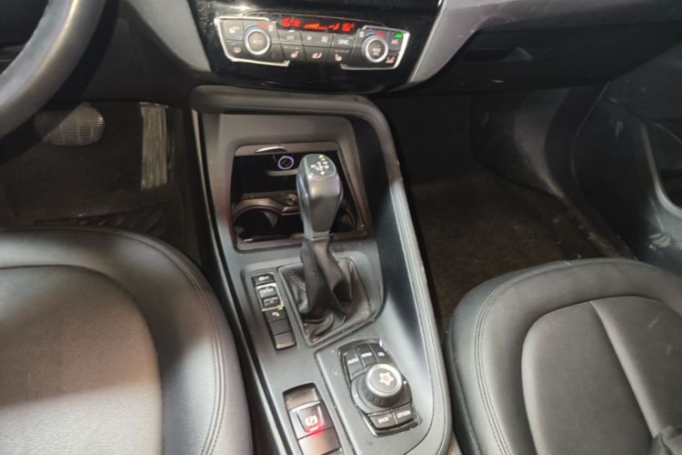 BMW X1 2017 #14 BMW X1 2017 car image #14