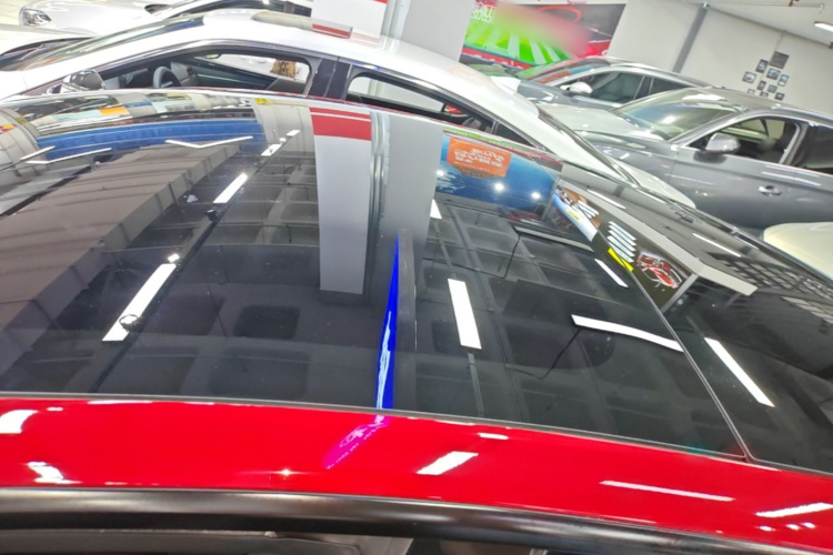 Tesla Model 3 2022 car image #25