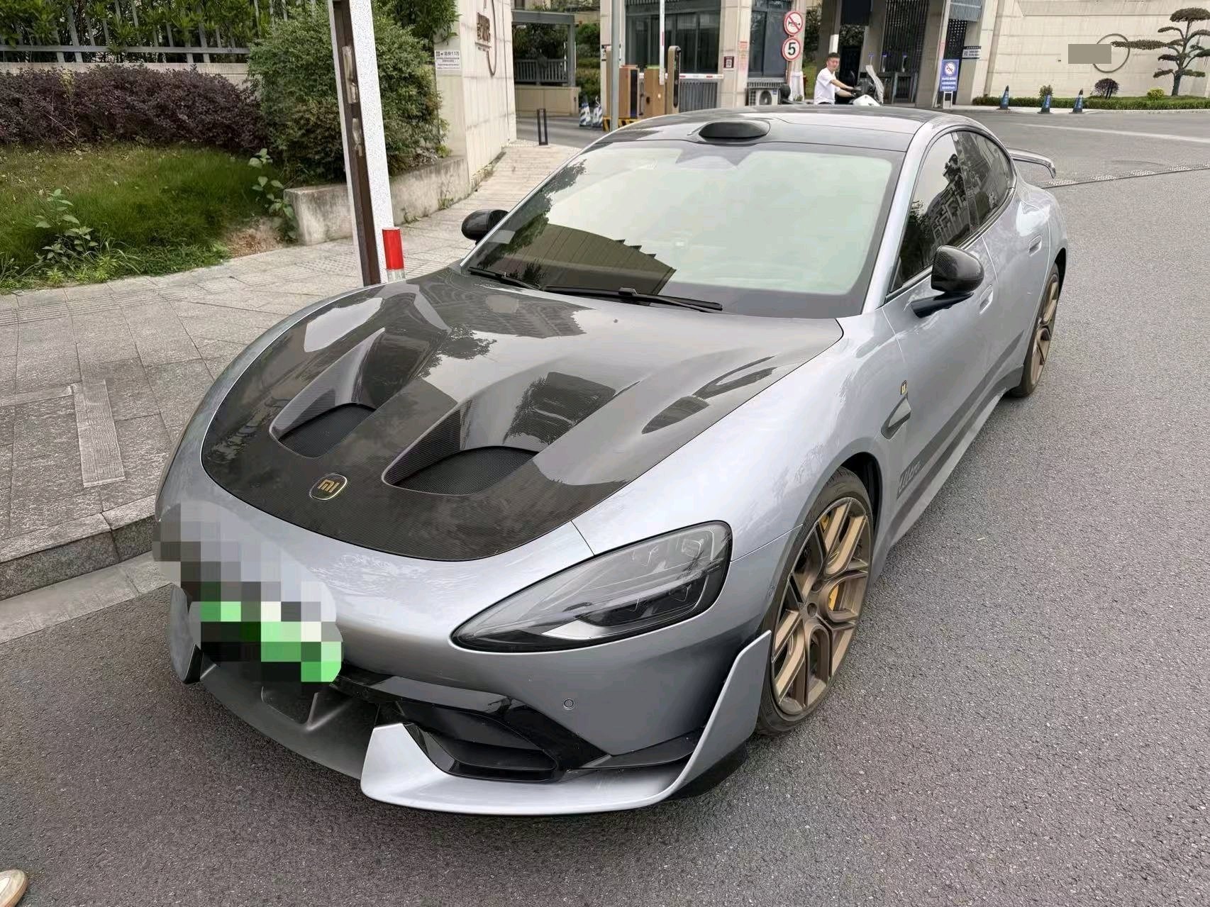 MI SU7 Ultra 2025 MI SU7 Ultra 2025 immagine di auto