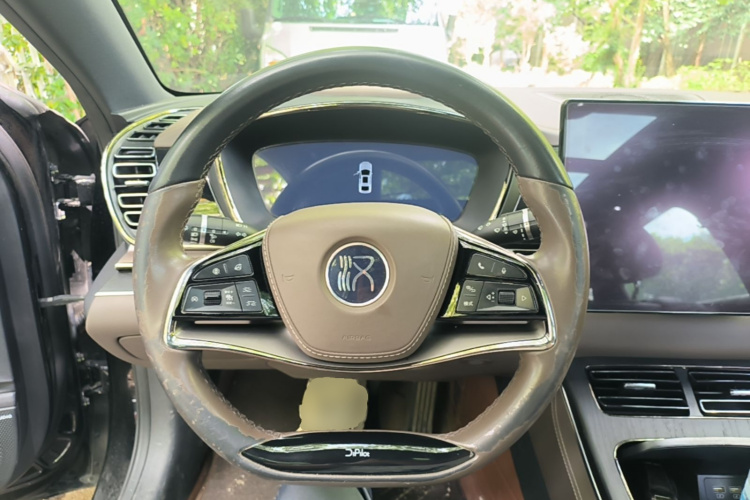 BYD Han 2021 car image #11