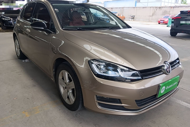 Volkswagen Golf 2017 car image #4