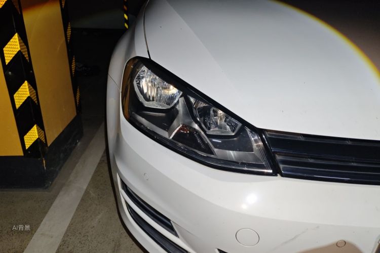 Volkswagen Golf 2017 car image #8