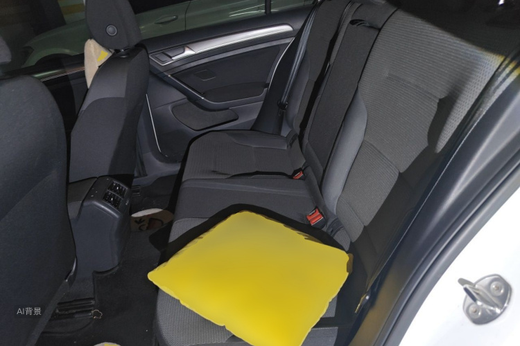 Volkswagen Golf 2015 car image #19