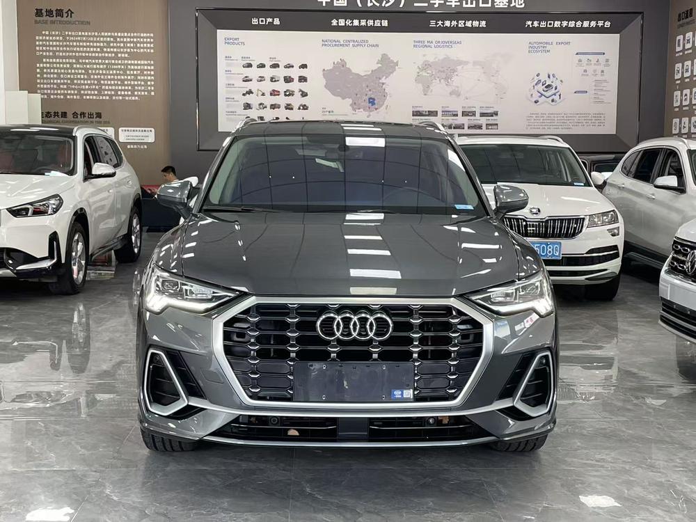 Audi Q3 2022 #2 Audi Q3 2022 car image #2