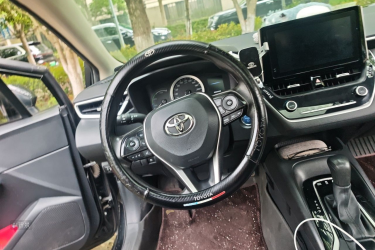 Toyota Corolla 2022 car image #12