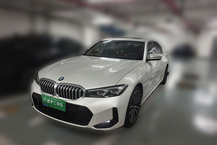 BMW 3 Series 2023 #2 BMW 3 Series 2023 car image #2