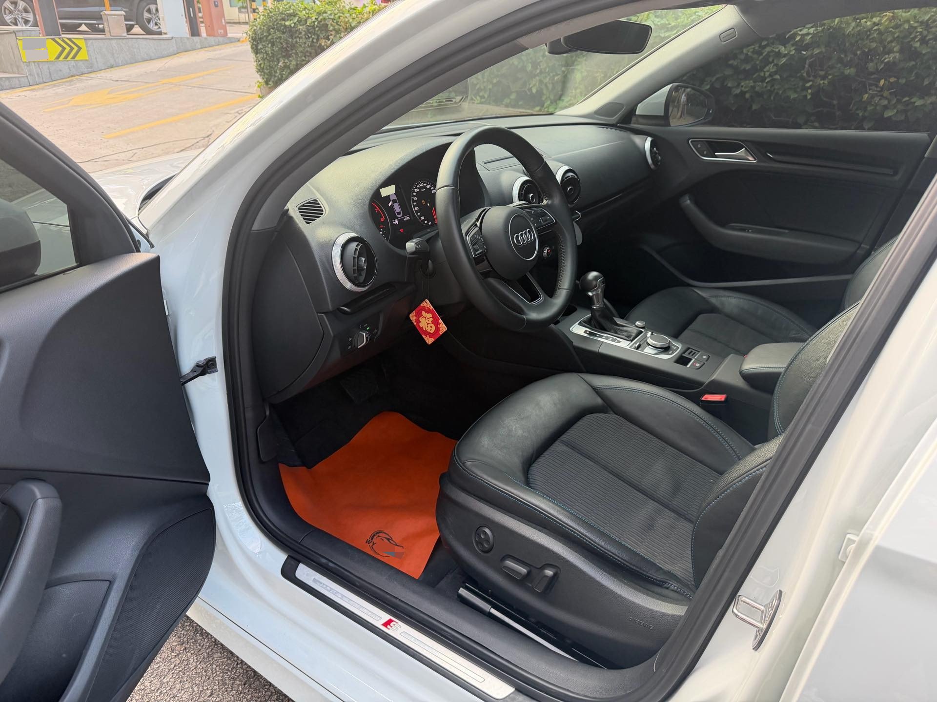 Audi A3 2018 car image #4