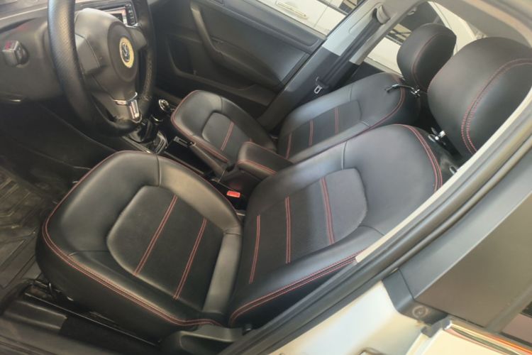 Volkswagen Santana 2016 car image #15