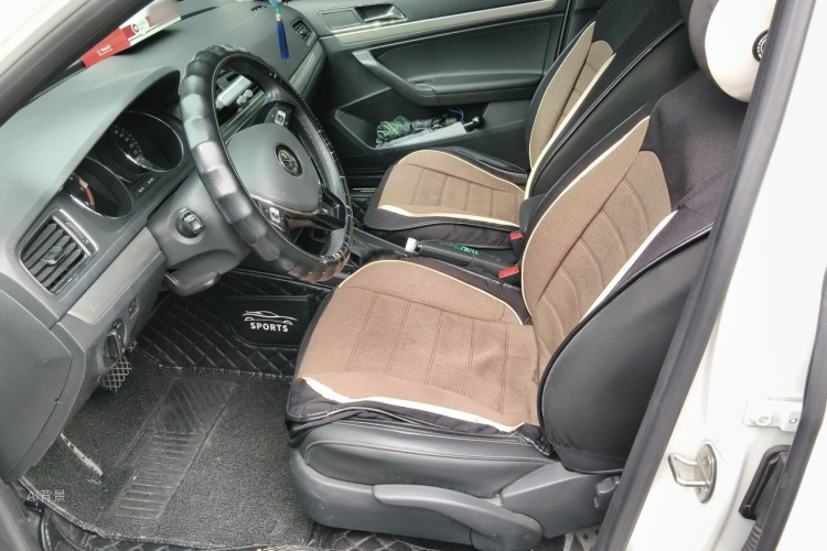 Volkswagen Lavida 2018 car image #17