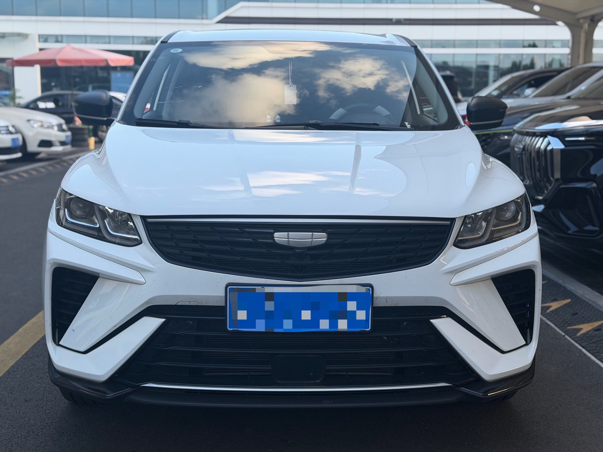 GEELY Coolray 2026 car image #2