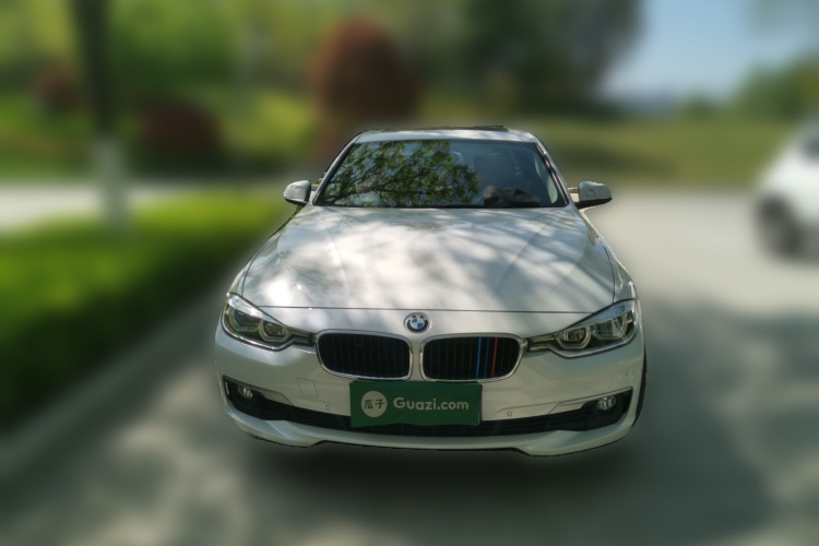 BMW 3 Series 2019 #3 BMW 3 Series 2019 car image #3