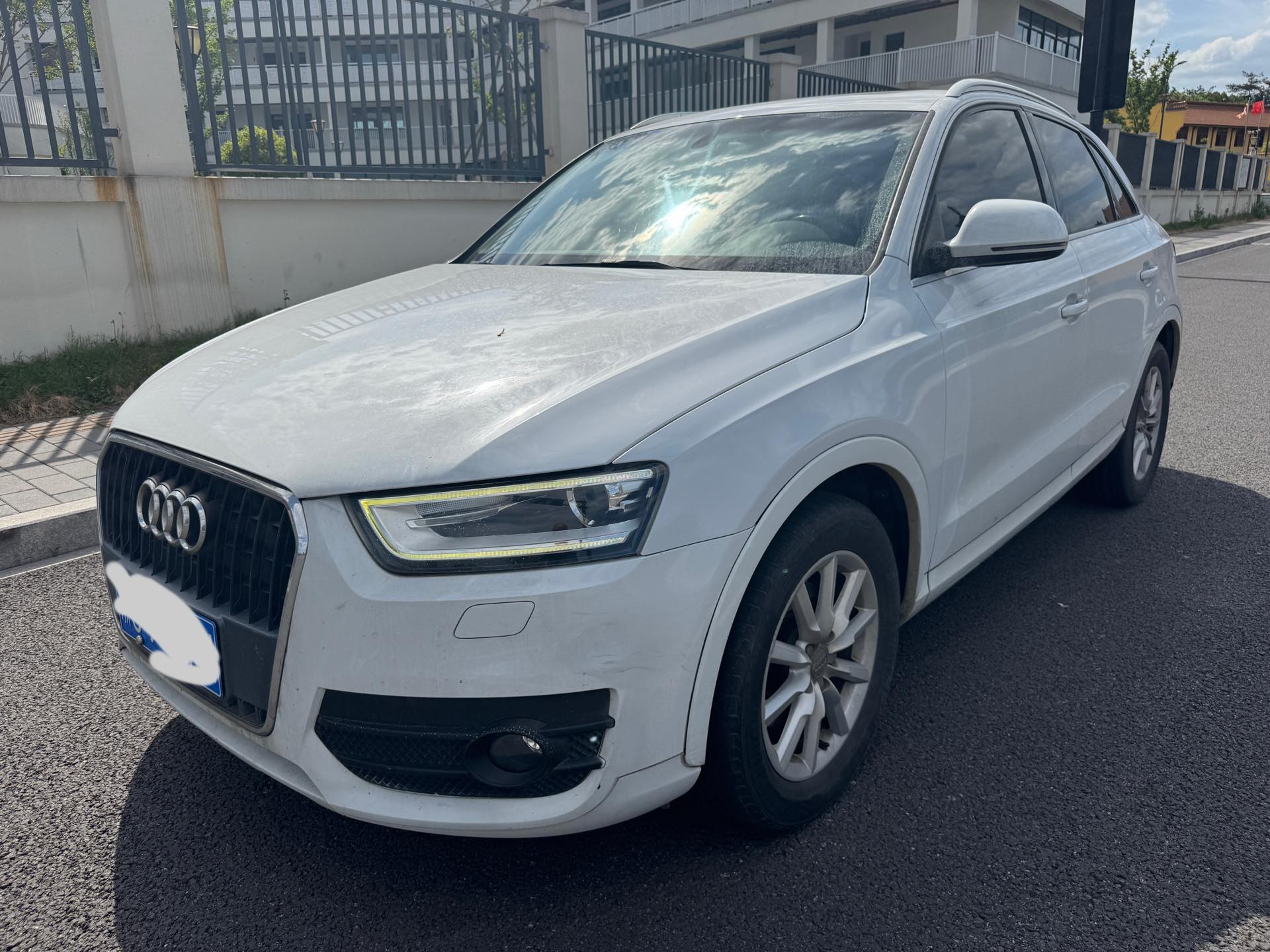 Audi Q3 2015 Audi Q3 2015 car image