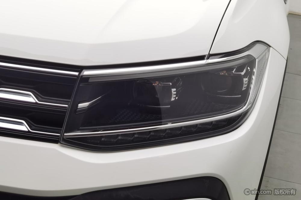 Volkswagen T-Cross 2021 car image #7