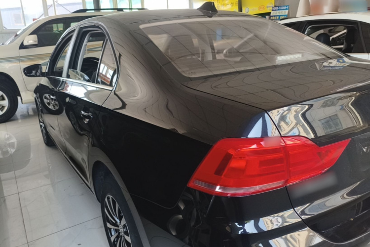 Volkswagen Santana 2021 car image #5