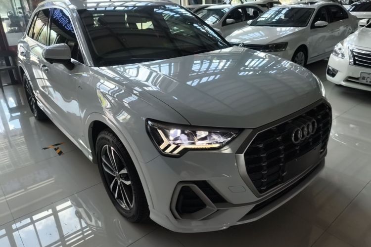 Audi Q3 2021 #4 Audi Q3 2021 car image #4