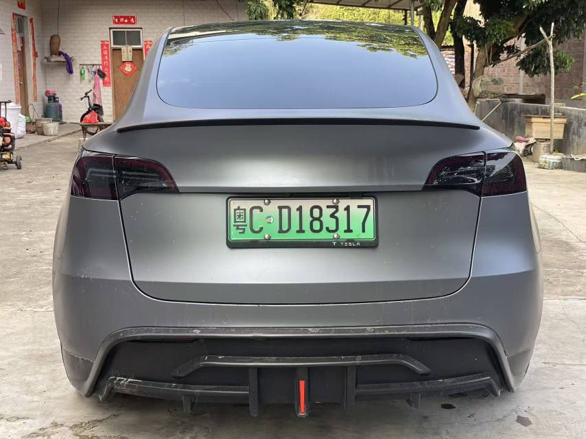 Tesla Model Y 2021 #5 Tesla Model Y 2021 car image #5