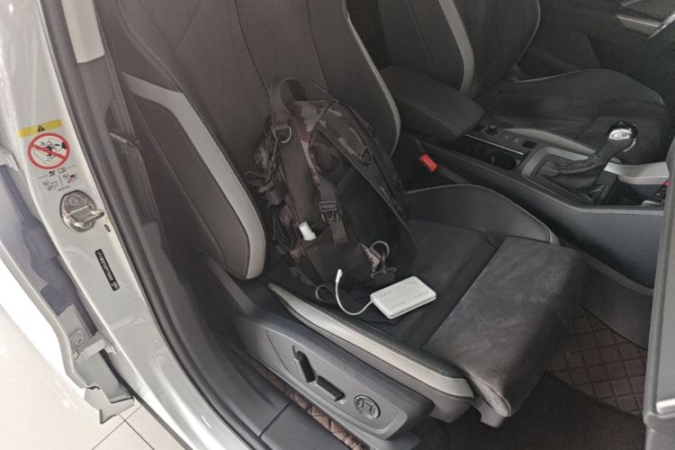Audi Q3 2023 car image #24