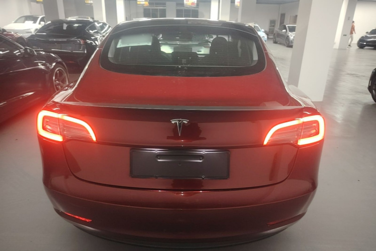 Tesla Model 3 2022 #6 Tesla Model 3 2022 immagine di auto #6