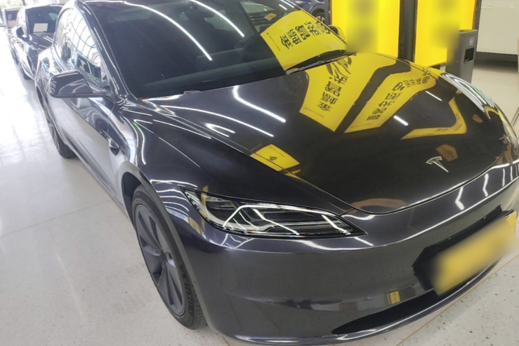 Tesla Model 3 2023 car image #6