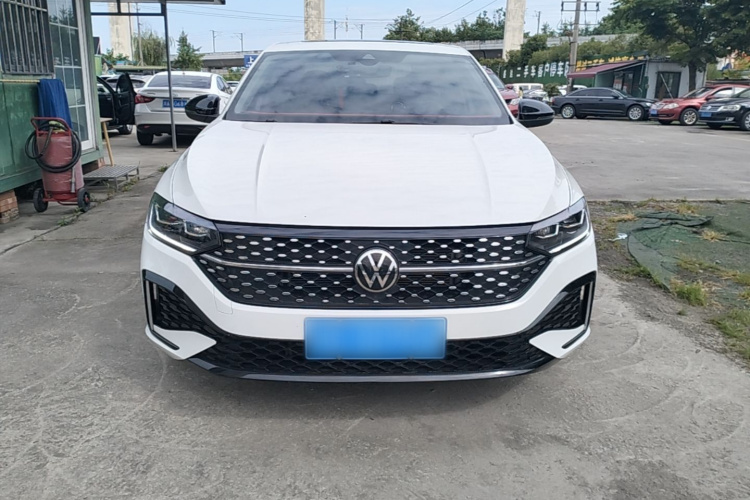 Volkswagen Lavida 2024 car image #3