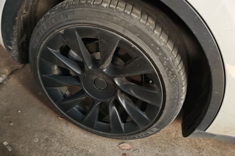 Tesla Model Y 2022 #10 Tesla Model Y 2022 immagine di auto #10