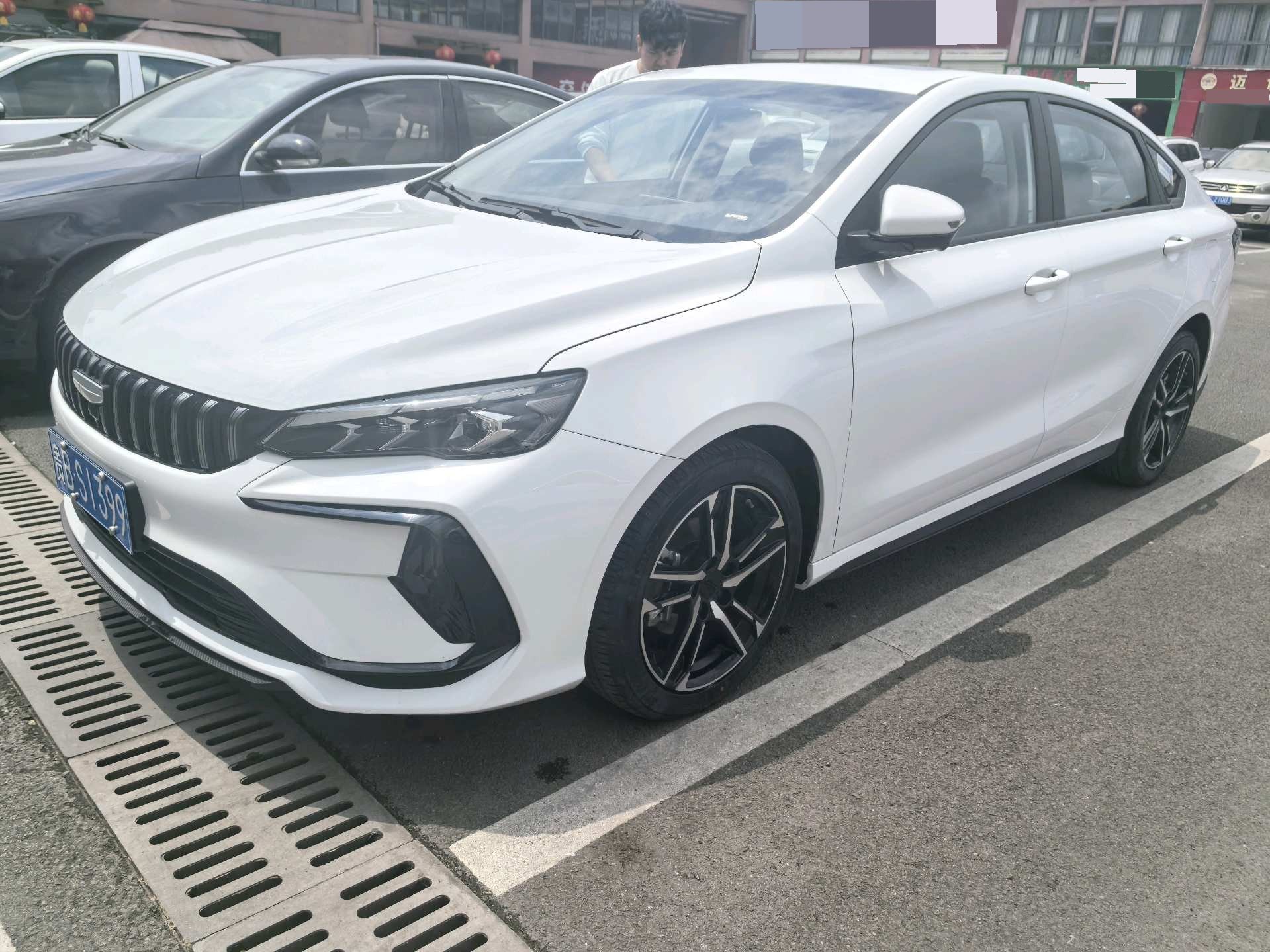 GEELY Emgrand 2025 imagem de carro 