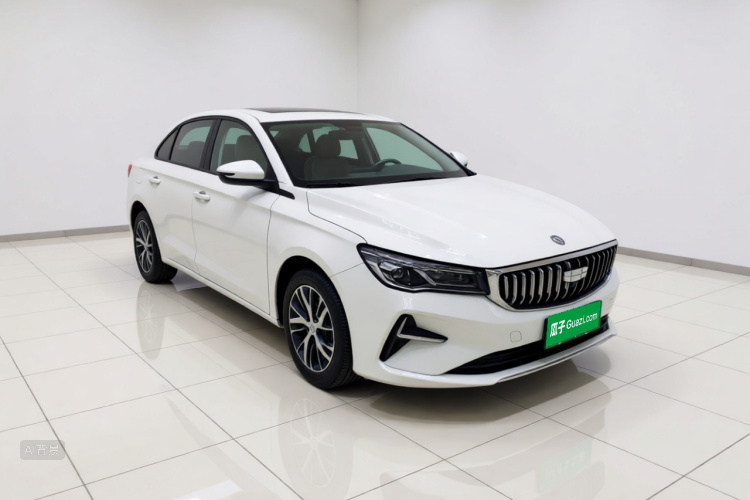 GEELY Emgrand 2025 #4 GEELY Emgrand 2025 car image #4