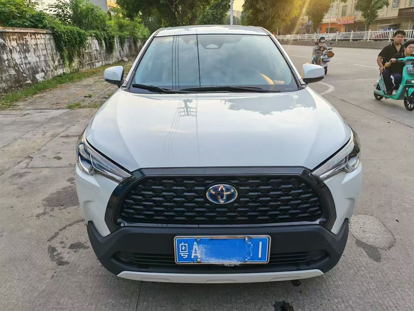 Toyota Corolla Cross 2024 car image #2