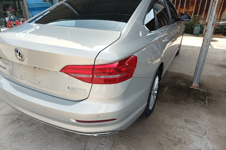 Volkswagen Lavida 2020 car image #8