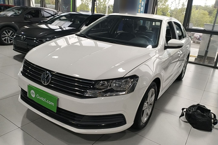 Volkswagen Lavida 2019 car image #2