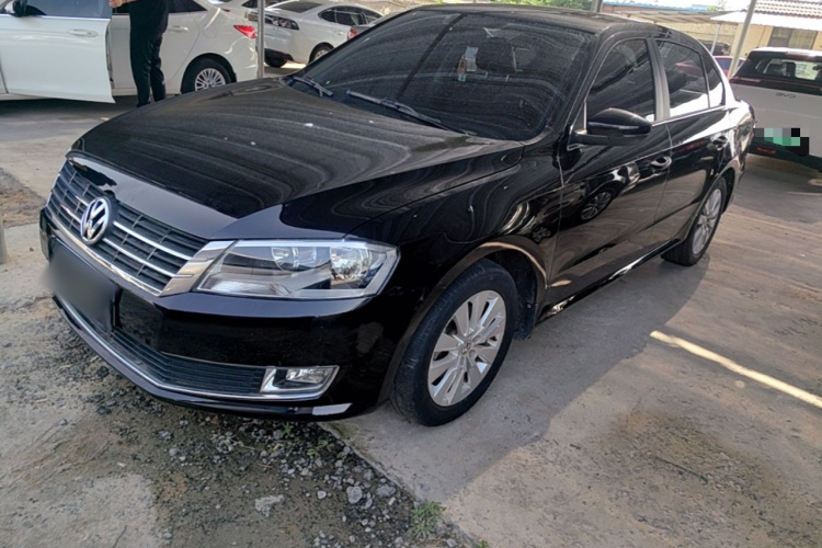 Volkswagen Lavida 2015 car image #2