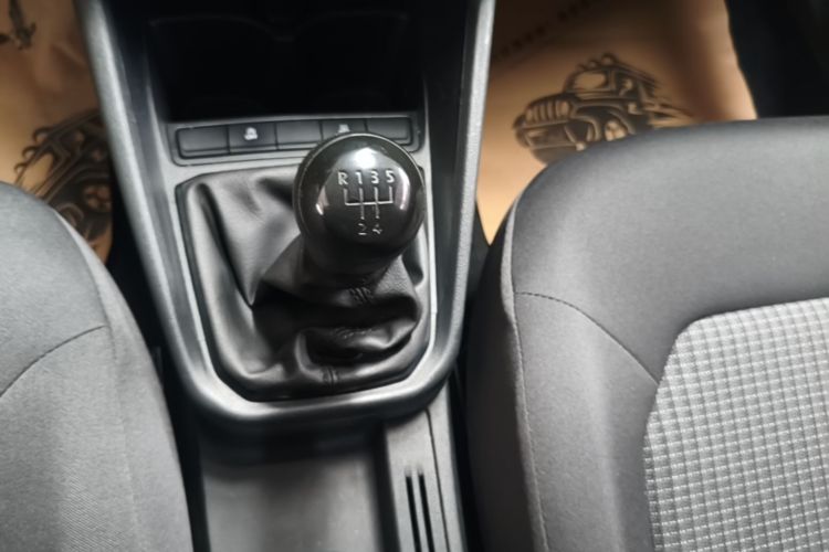 Volkswagen Santana 2021 car image #14