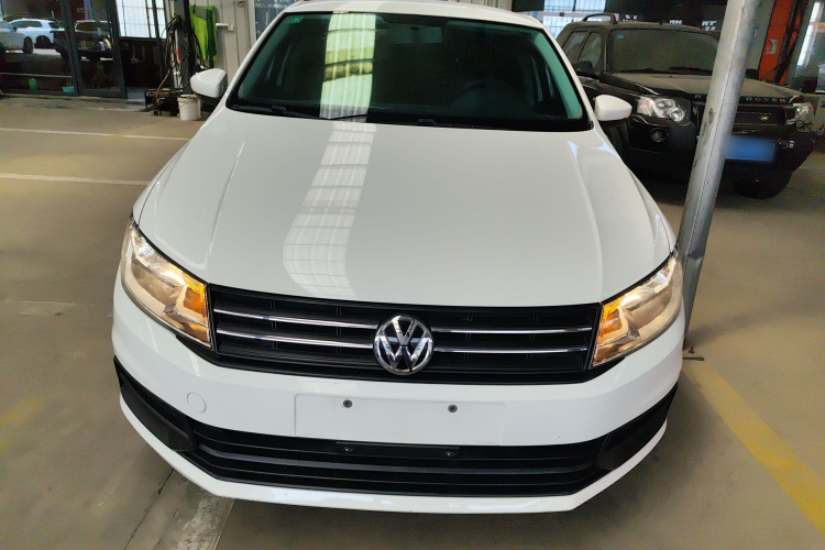 Volkswagen Santana 2019 car image #3