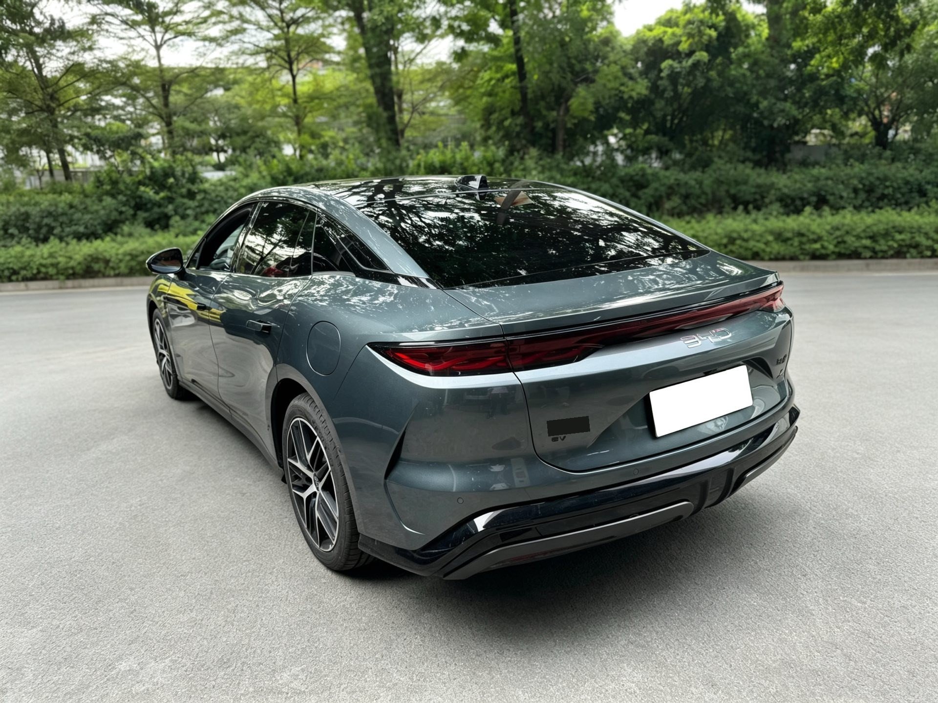 BYD HanL 2025 صورة سيارة #7