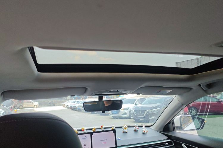 GEELY Emgrand 2024 изображение автомобиля #18