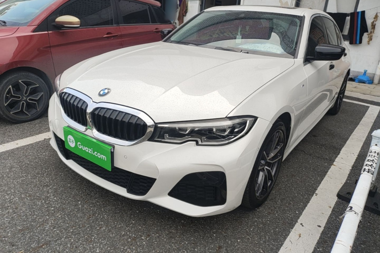 BMW 3 Series 2021 #2 BMW 3 Series 2021 car image #2