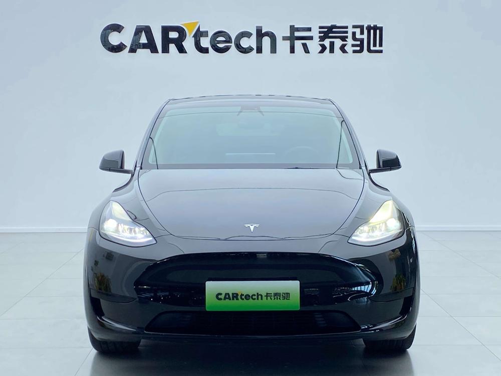 Tesla Model Y 2023 #2 Tesla Model Y 2023 car image #2