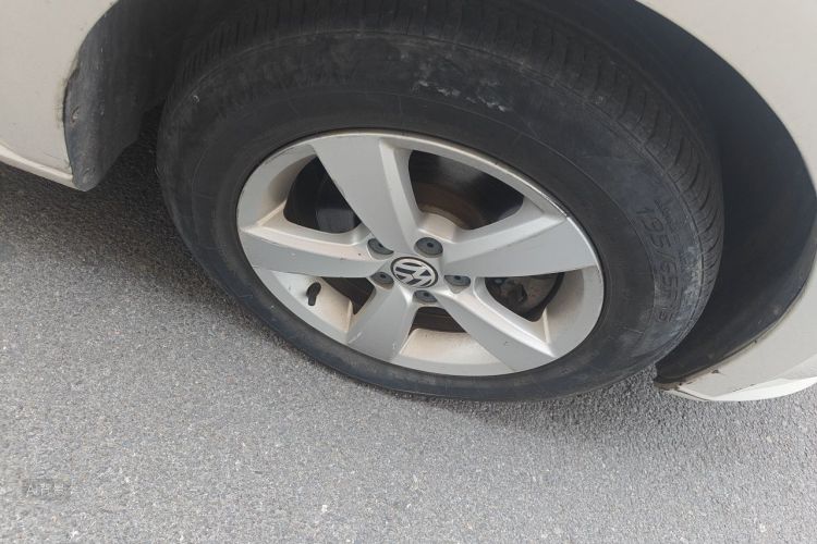 Volkswagen Lavida 2016 car image #9
