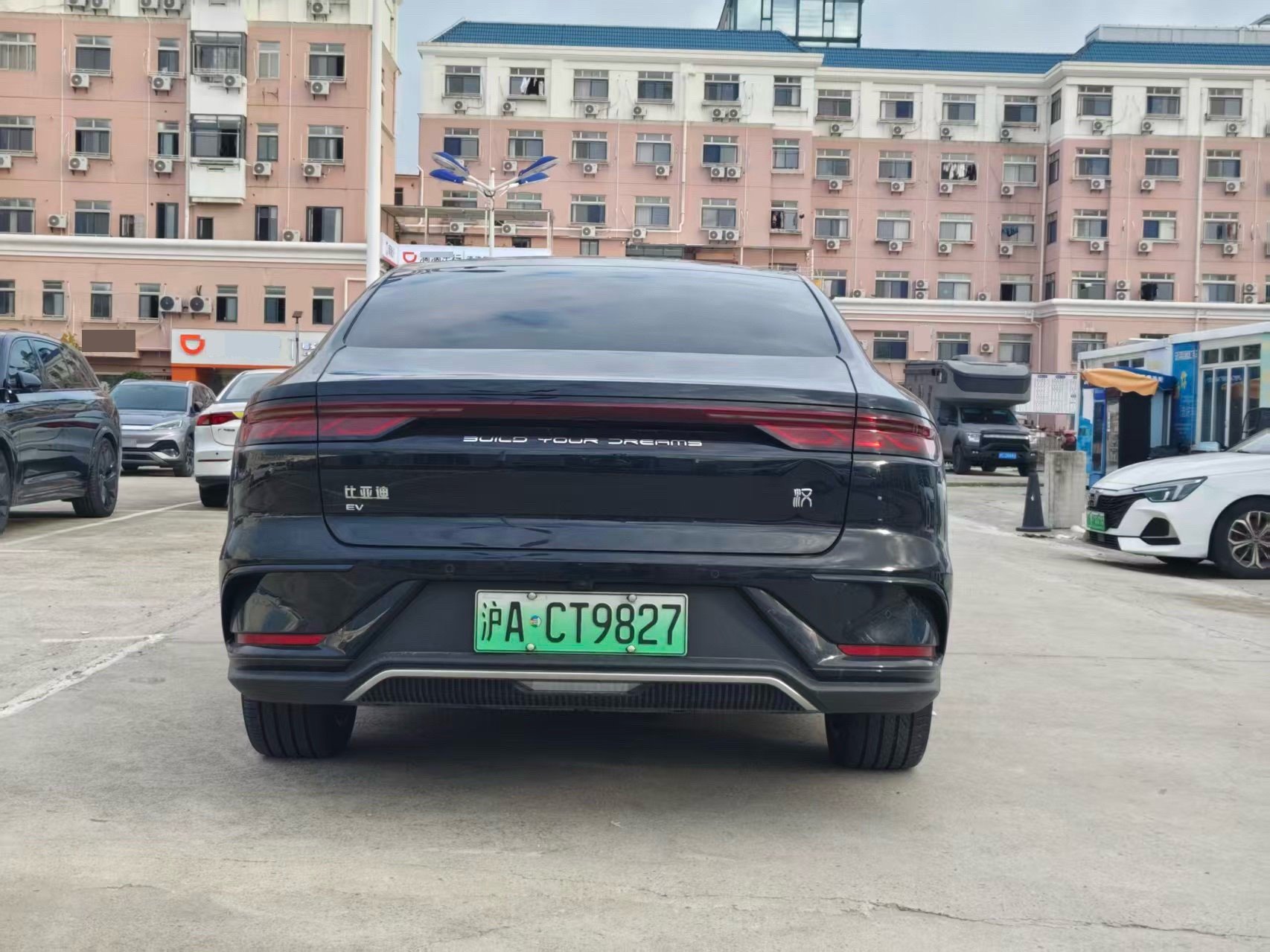 BYD Han 2023 imagem de carro #8