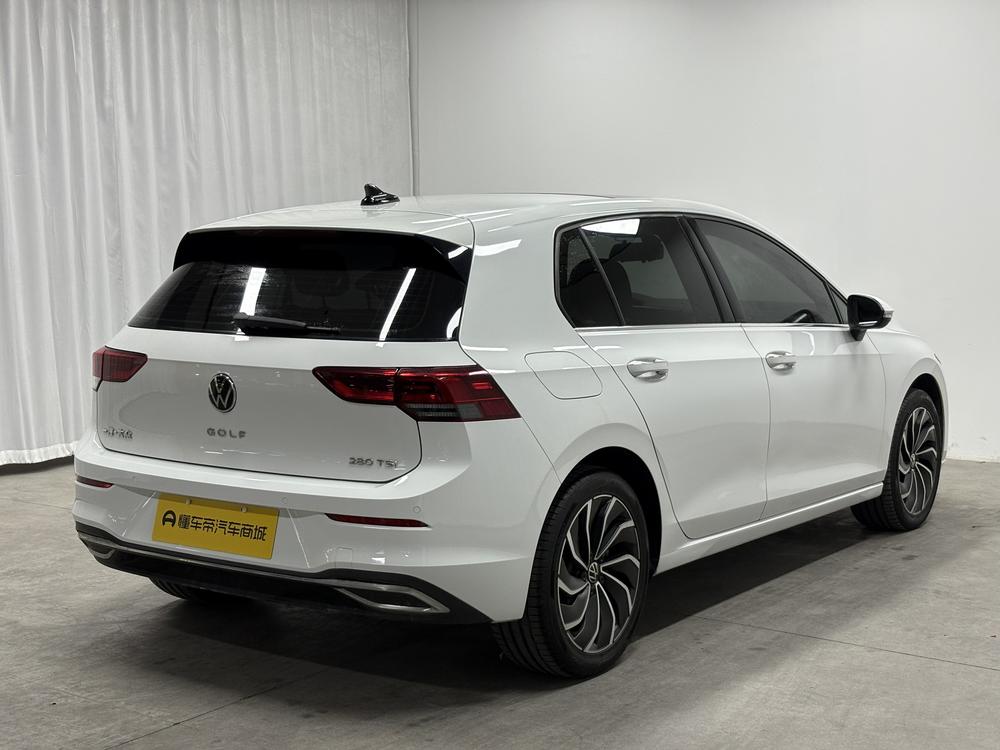 Volkswagen Golf 2020 car image #7