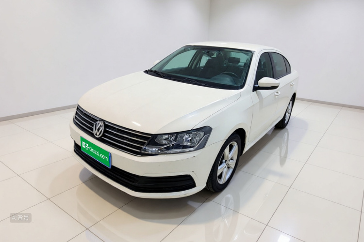 Volkswagen Lavida 2018 car image #2