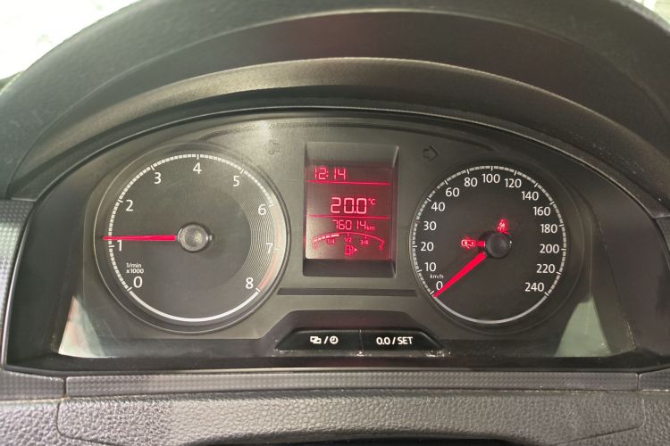 Volkswagen Santana 2018 car image #16
