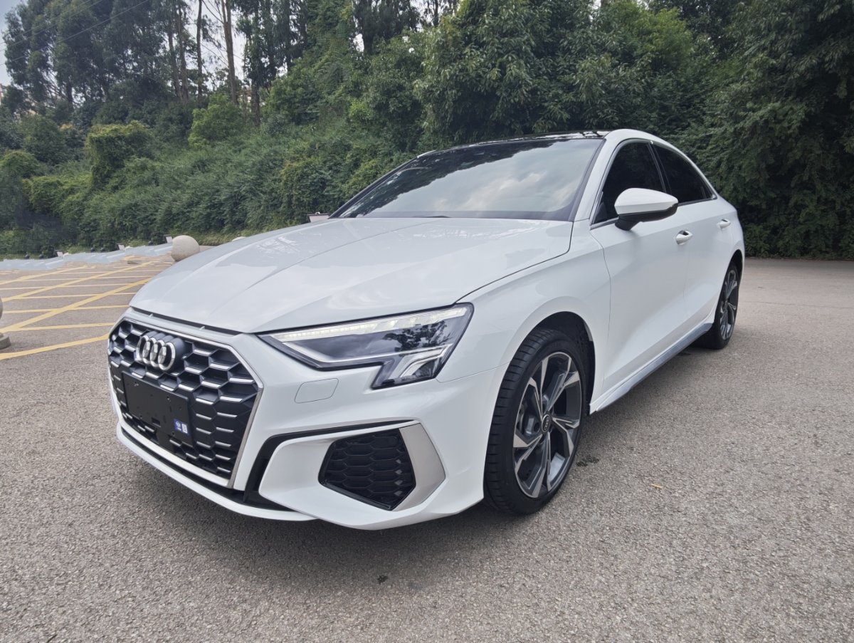 Audi A3 2023 car image 