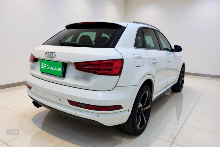 Audi Q3 2018 car image #7