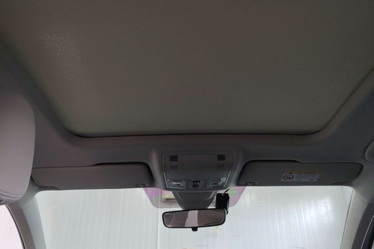 Volkswagen Tharu 2023 car image #18