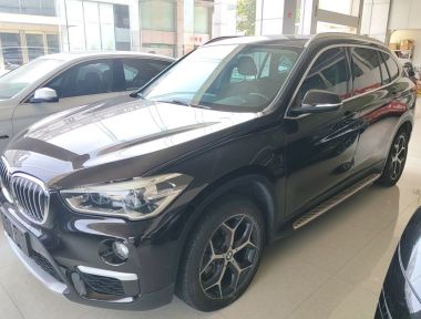 BMW X1 2019 BMW X1 2019 car image