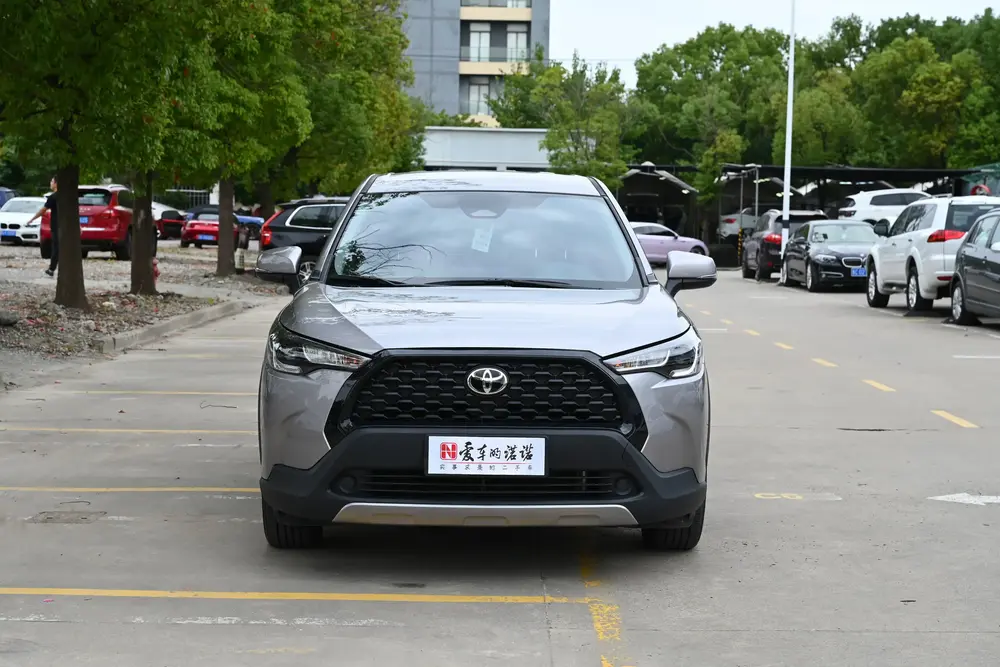 Toyota Corolla Cross 2024 car image #2